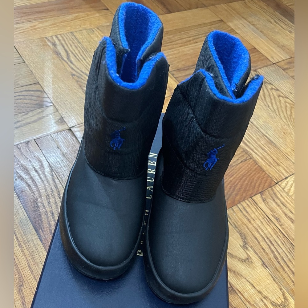 Polo Ralph Lauren Snow Boots for toddler boys Size 9